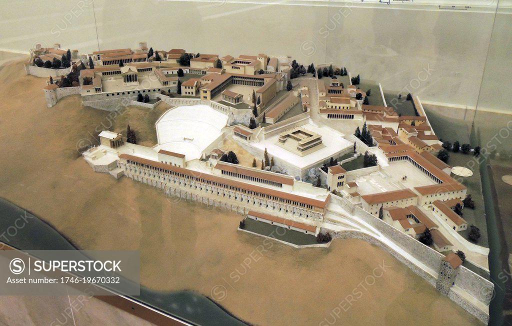 Reconstruction Of Pergamum Pergamum Museum East Berlin A Model Of