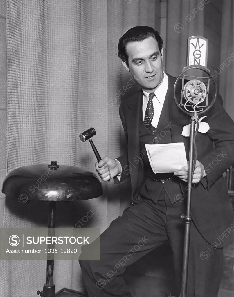 Chicago, Illinois:  May 4, 1929 Radio station WGN broadcaster Pat Barnes breaks into a show to announce over the air that a crime is being committed in Chicago. The Chicago police cars have receiving sets locked into WGN and thus they receive the ongoing crime news immediately.