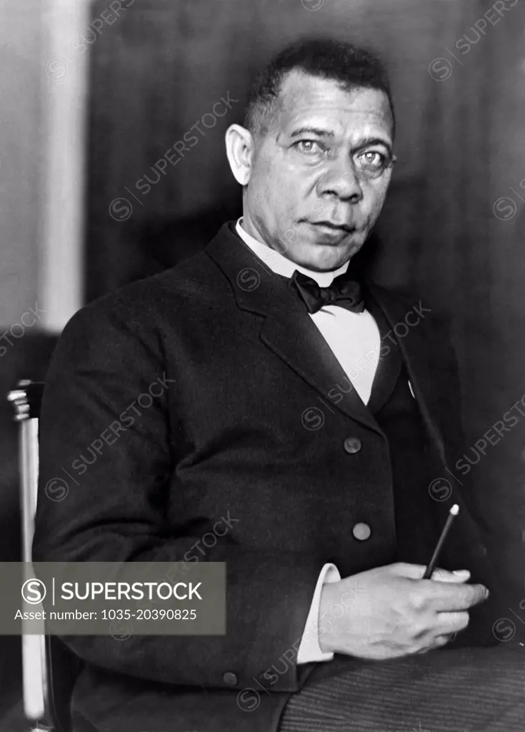 Washington, D.C.:   June 17, 1908 A portrait of African-American educator, author and orator Booker T. Washington.