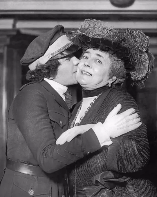 New York, New York:  February 15, 1922 French aviatrix Jane Hervieux greets her mother aboard the S.S. Rochambeau in NY. Her mother is coming here to be her daughter's first student at the Curtis School of Flying on Long Island. Jane Hervieux went on to instruct the New York State Police Air Squadron and gave lessons to Amelia Earhart. She was the first woman to take up flying as a profession.