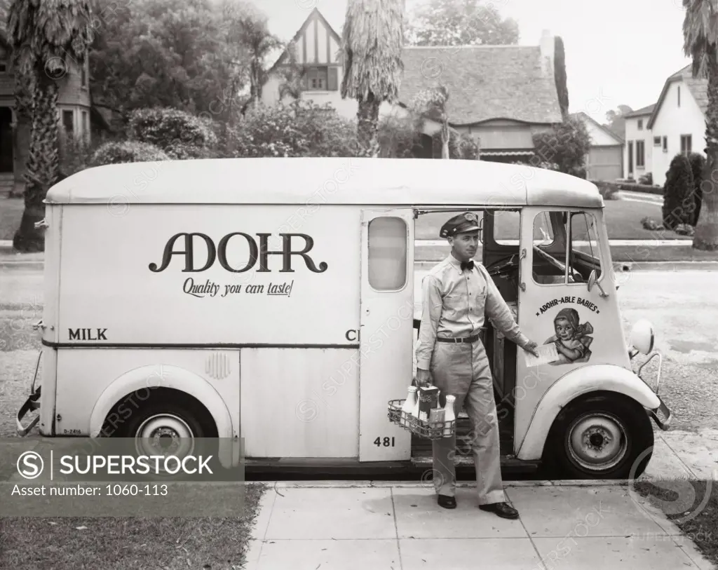 Milkman delivering milk, 1945