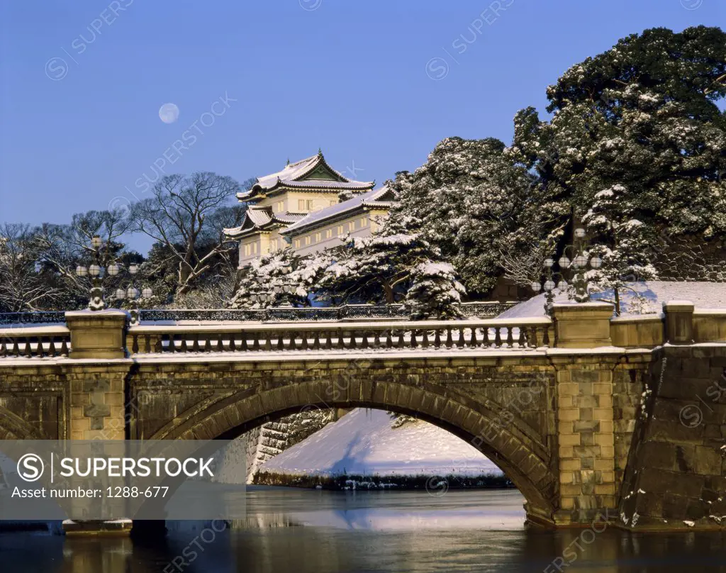 Bridge over a moat, Nijubashi Bridge, Imperial Palace, Tokyo, Japan