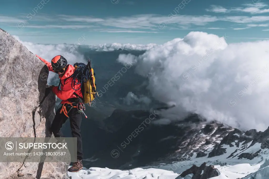 Climber on Tantalus Traverse, a classic alpine traverse close to Squamish, British Columbia, Canada