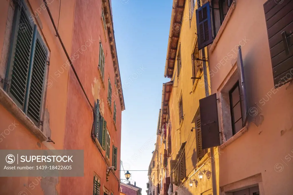 Croatia, Istria, Rovinj, Houses in old town