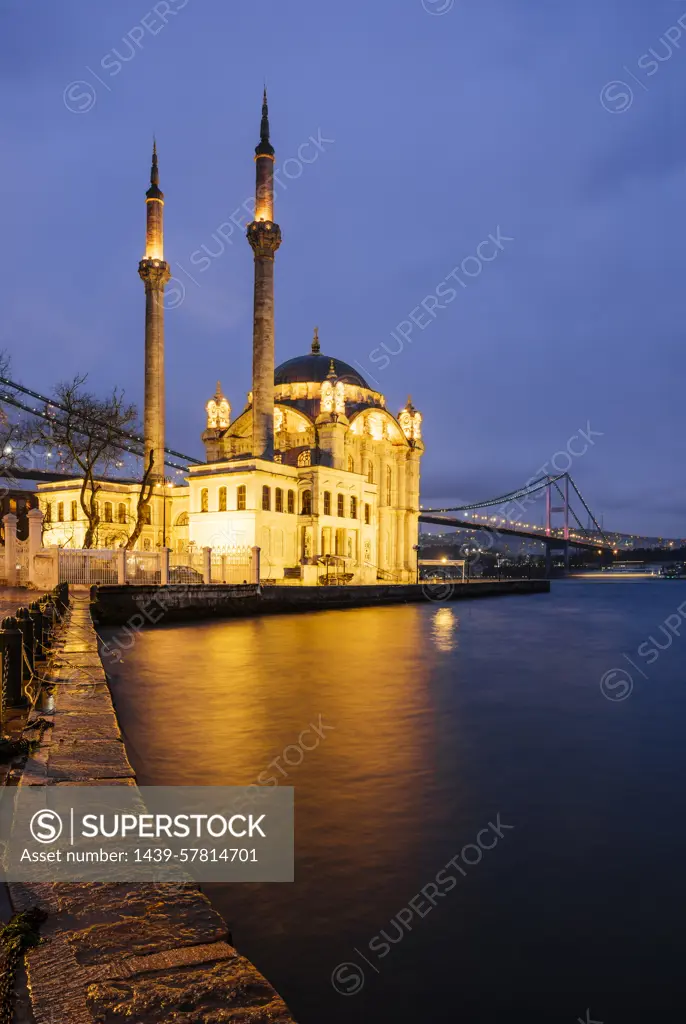 Exterior of Ortakoy Mosque and Bhosphorus bridge at night, Ortakoy, Istanbul, Turkey