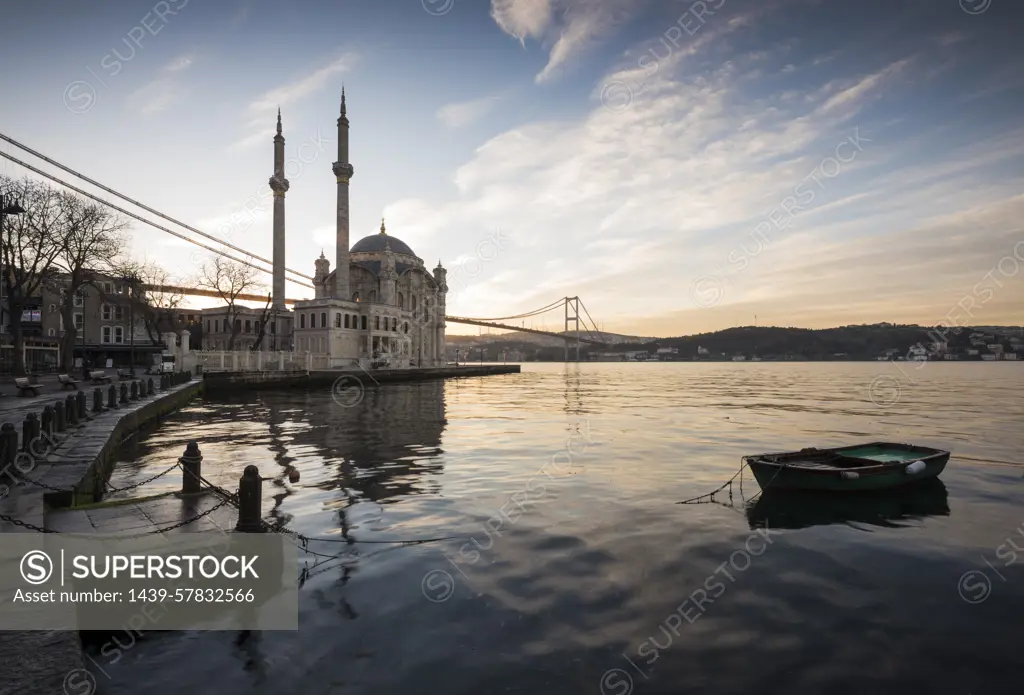 Exterior of Ortakoy Mosque and Bhosphorus bridge at dawn, Ortakoy, Istanbul, Turkey