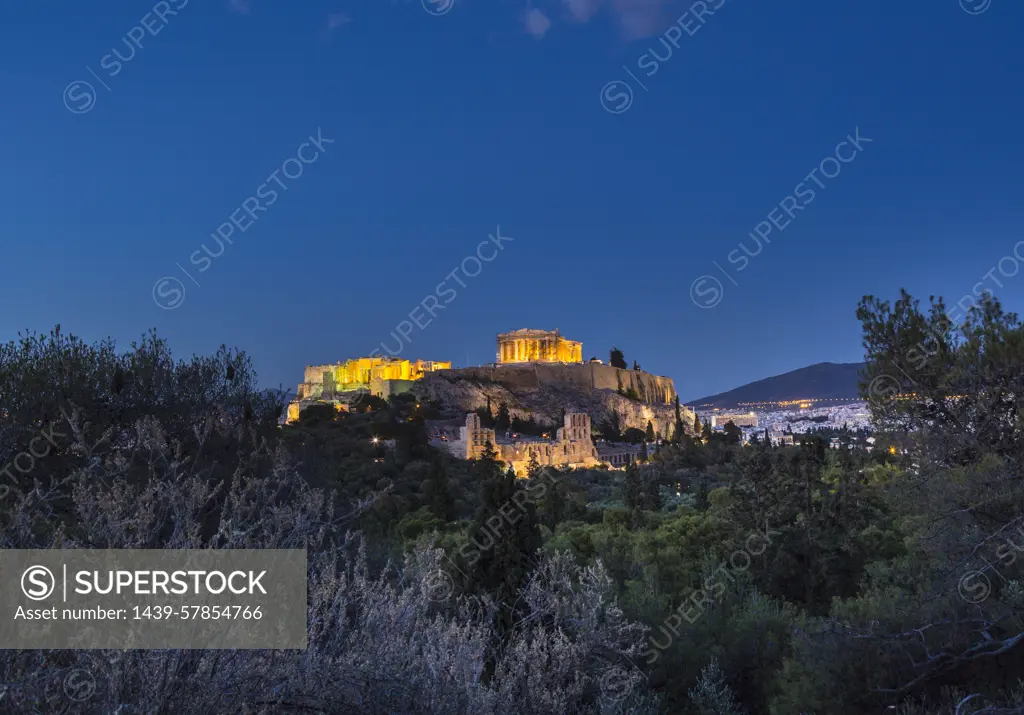 The Acropolis illuminated at night, Athens, Attiki, Greece, Europe