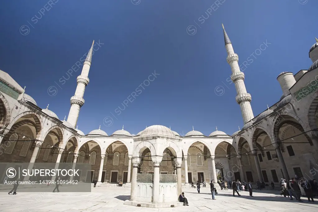 Courtyard of blue mosque istanbul