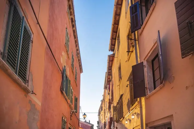 Croatia, Istria, Rovinj, Houses in old town