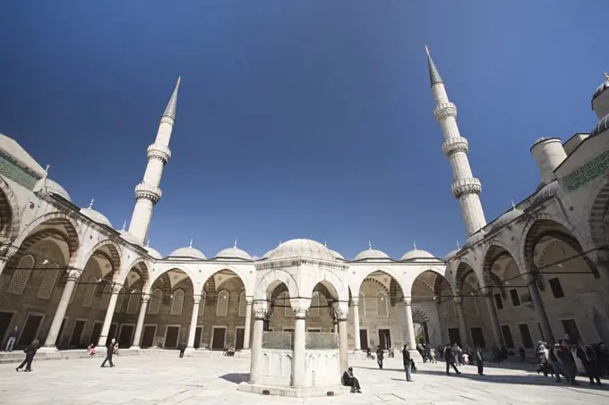 Courtyard of blue mosque istanbul