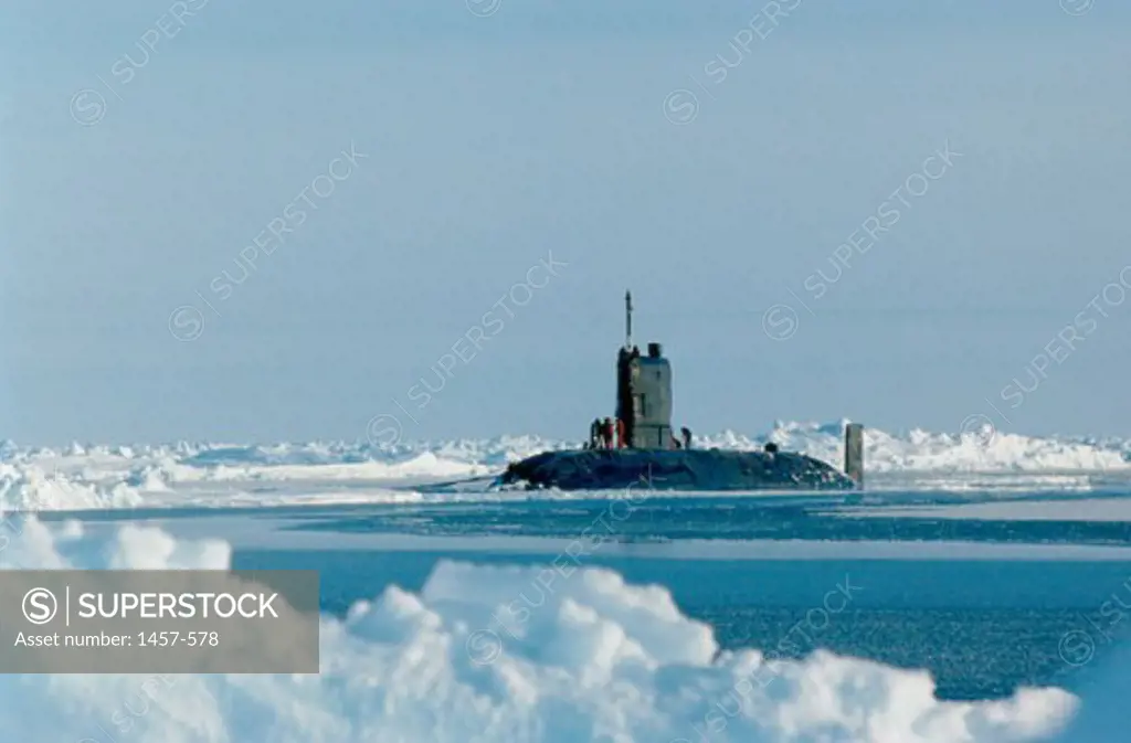 HMS Tireless USS Hampton (SSN 767) North Pole