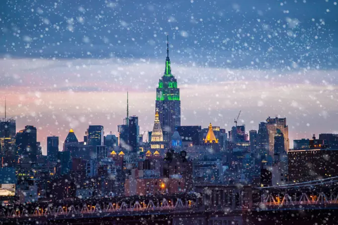 Snow falling down in New York City. Snowing in New York. Snowing in New York