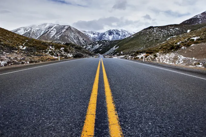 asphalt highway in arthur&rsquo;s pass national park most popular traveling destination in new zealand