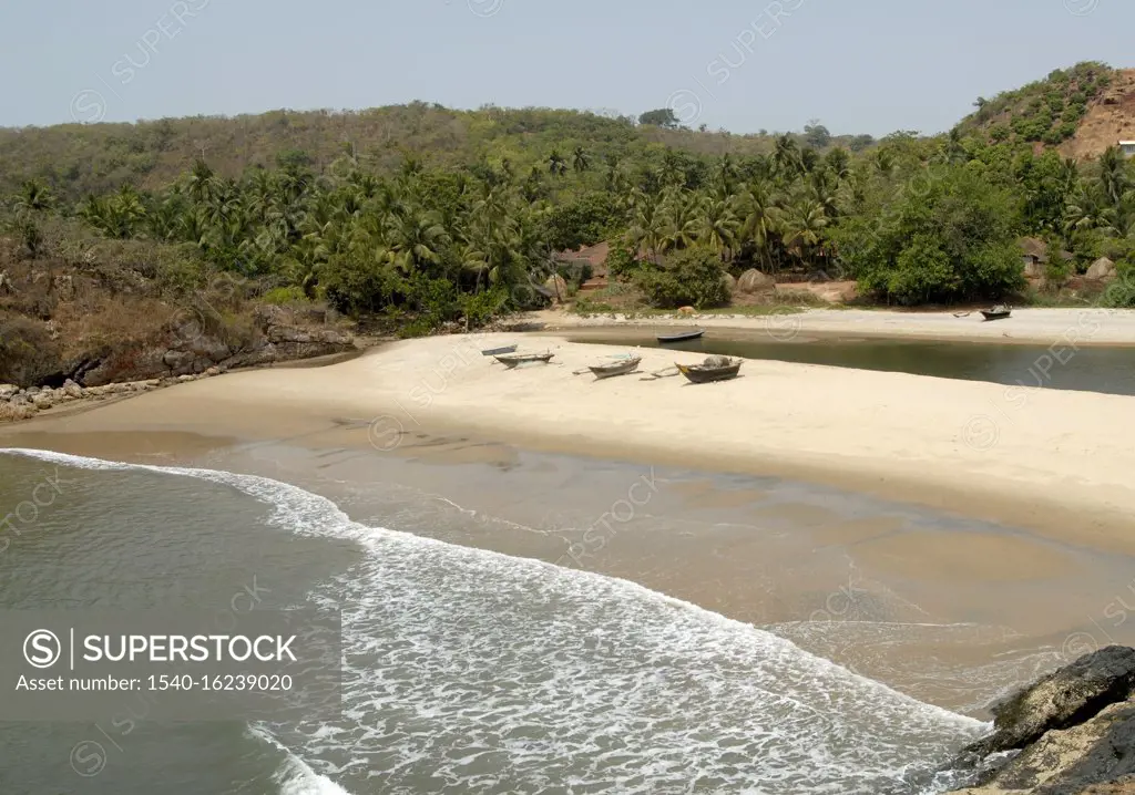 Vengurla, Maharashtra, India] The Beautiful Beaches of the Konkan Coast:  Vengurla - FunderfulWorld