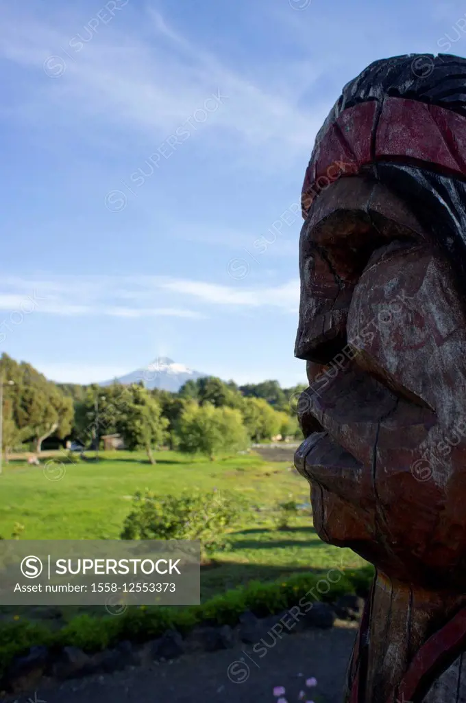 Mapuche wooden figure at Villarica, Chile