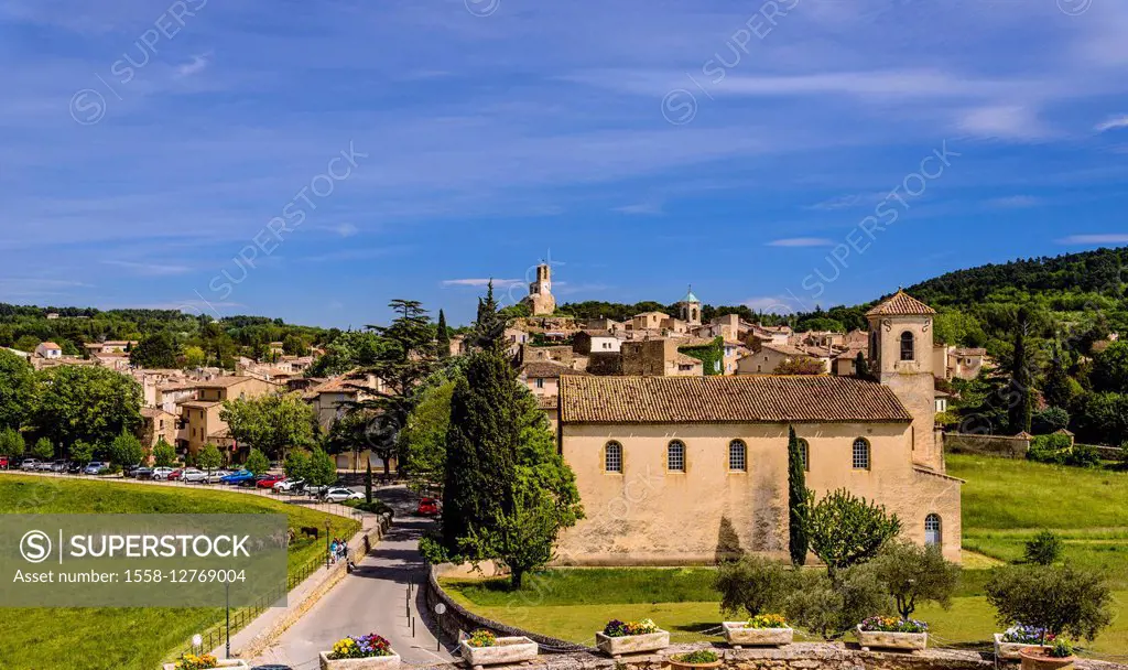 France, Provence, Vaucluse, Lourmarin, old town, view from the castle