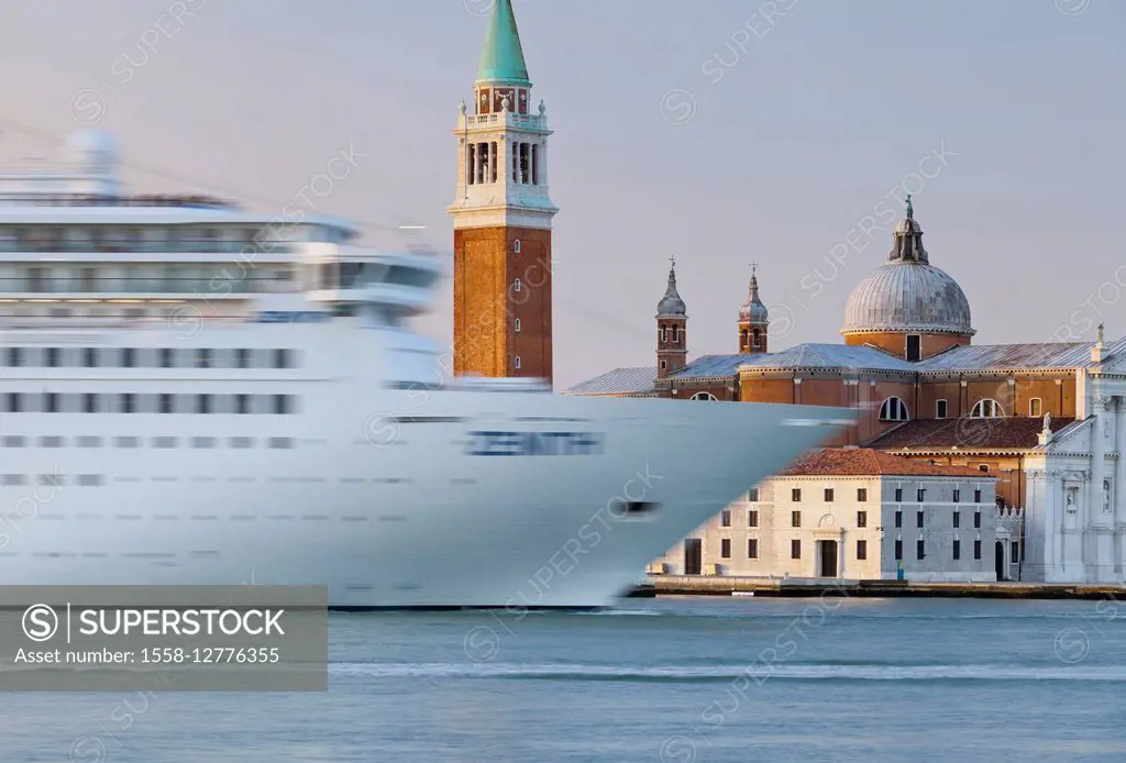 Cruise ship, San Giorgio Maggiore, Venice, Italy