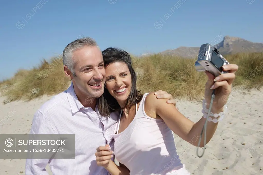 Pair, smiling, cheerful, beach, camera, self_portrait, photographing, half portrait, ,