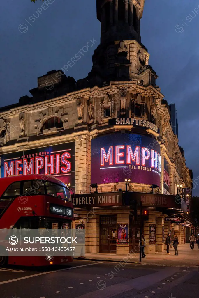 England, London, Shaftesbury Theatre, 210 Shaftesbury Avenue. - SuperStock