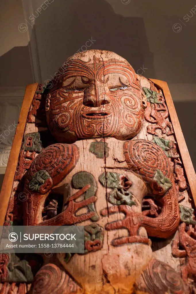 New Zealand, North Island, Auckland, Auckland War Memorial Museum, Maori Court, traditional Maori carving