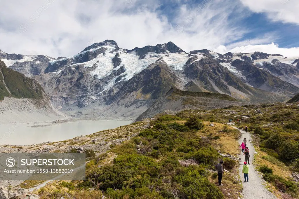 New Zealand, South Island, Canterbury, Aoraki-Mt. Cook National Park, Hooker Valley hike