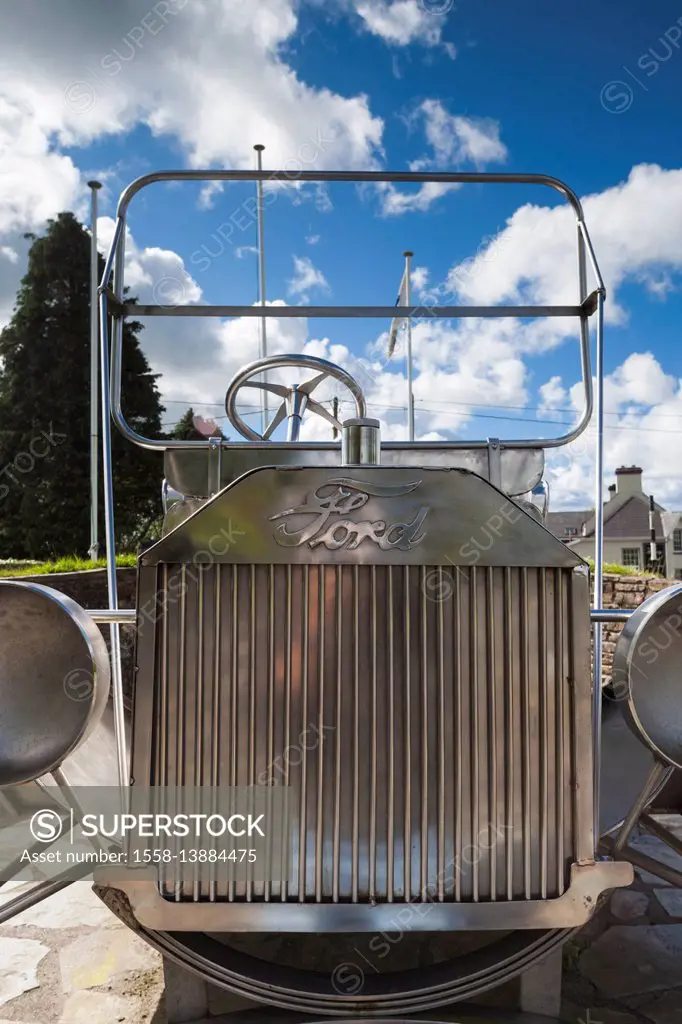 Ireland, County Cork, Ballinascarthy, birthplace of US car manufacturer Henry Ford, stainless-steel Ford Model T monument