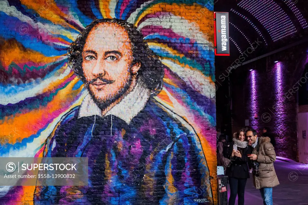 England, London, Southwark, Bankside, Clink Street, Shakespeare Mural