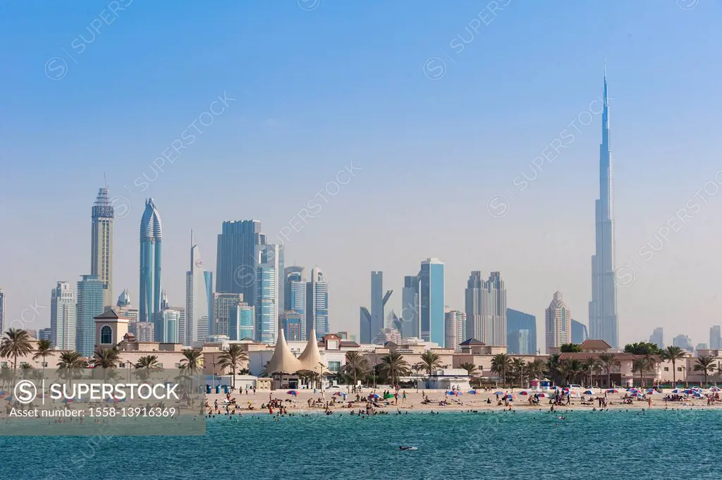 Arabia, Arabian peninsula, the Persian Gulf, United Arab Emirates (VAE), Dubai, Jumeirah Beach and Dubai skyline