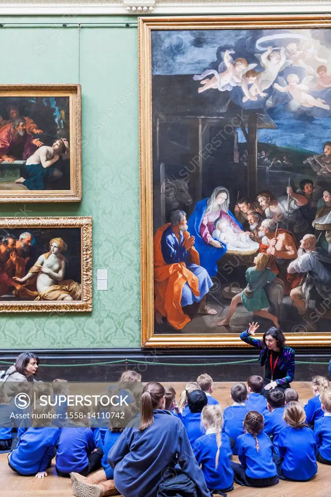 England, London, Trafalgar Square, National Gallery, Visiting Group of School Children