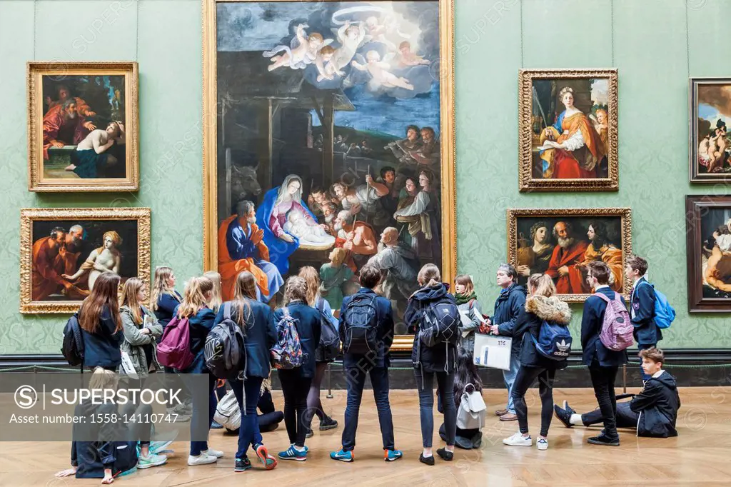 England, London, Trafalgar Square, National Gallery, Visiting Group of School Children