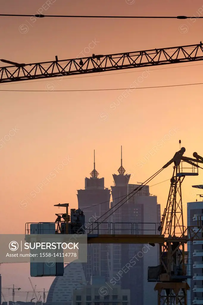 UAE, Dubai, Downtown Dubai, construction cranes