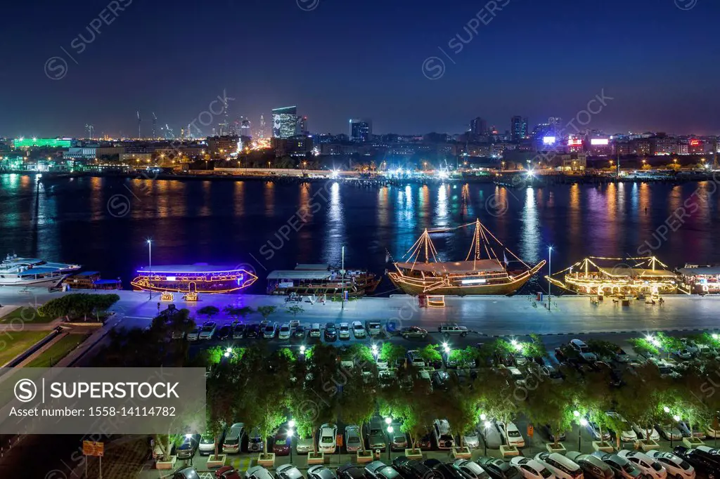 UAE, Dubai, Deira, elevated view of Dubai Creek, dusk