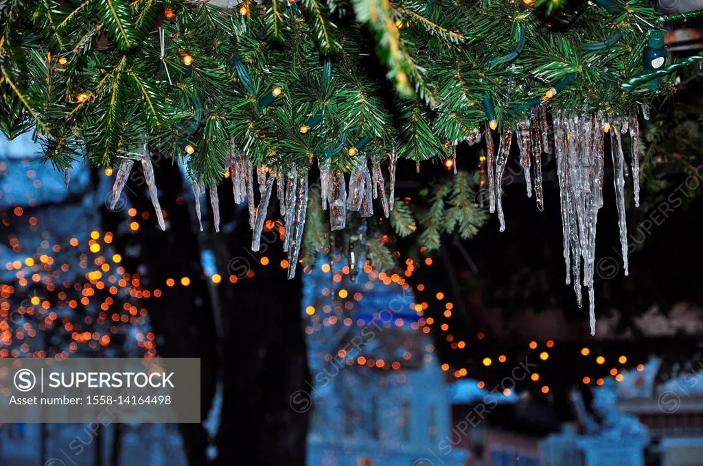 Germany, Bavaria, Garmisch-Partenkirchen, Christmas fair, fir branches, icicles,