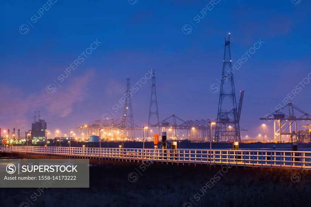 Belgium, Antwerp-area, Lillo, view of the Antwerp Port, dawn