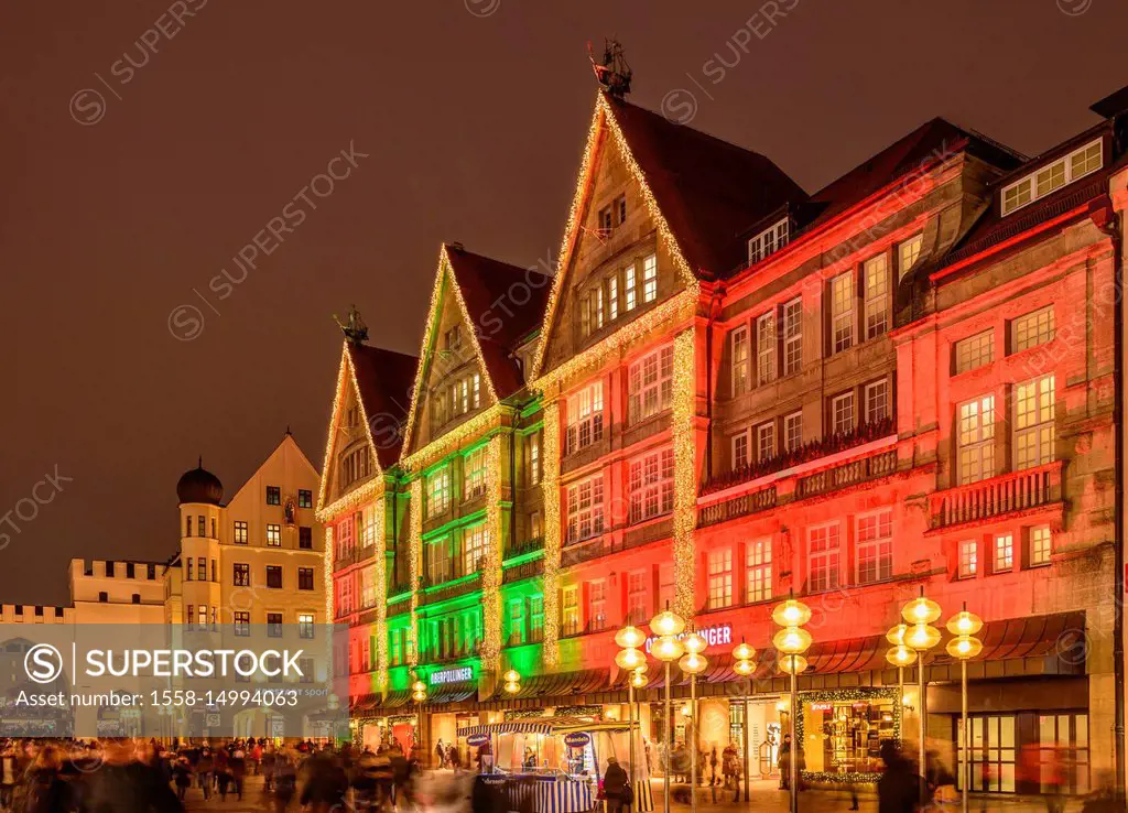 Germany, Bavaria, Upper Bavaria, Munich, Neuhauser Strasse, Karstadt Oberpollinger