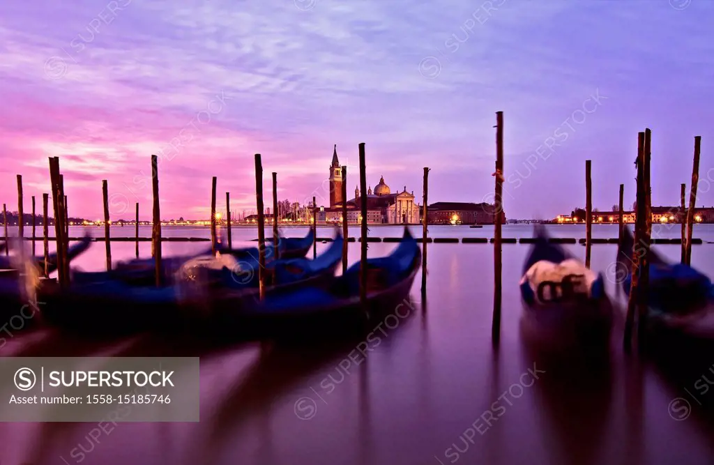 Italy, Venice, Riva Degli Schiavoni, gondolas, morning light