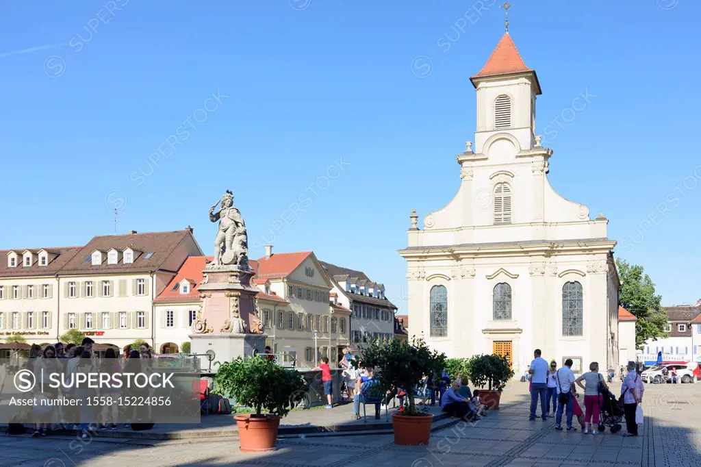 Ludwigsburg, Marktplatz (Market Square), church 'Zur heiligsten Dreieinigkeit' ('To the holiest triad'), Region Stuttgart, Baden-Wuerttemberg, Germany