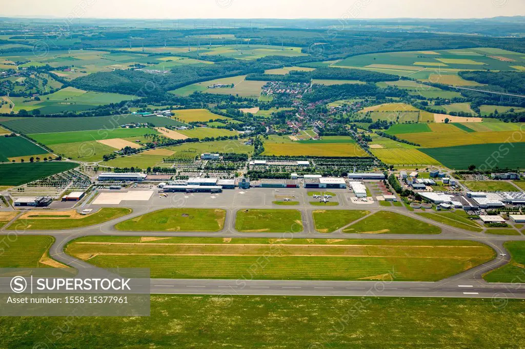 Paderborn-Lippstadt Airport, airport in Paderborn, EDLP, terminal, runway, Quax hangar