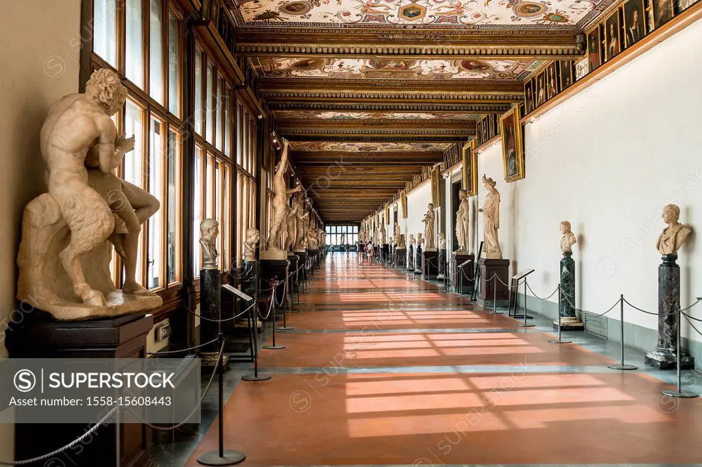 Florence, Galleria degli Uffizi, Corridor