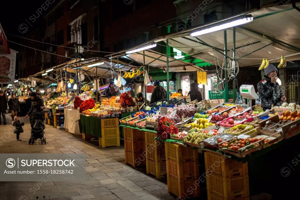 Vegetable market in Venice