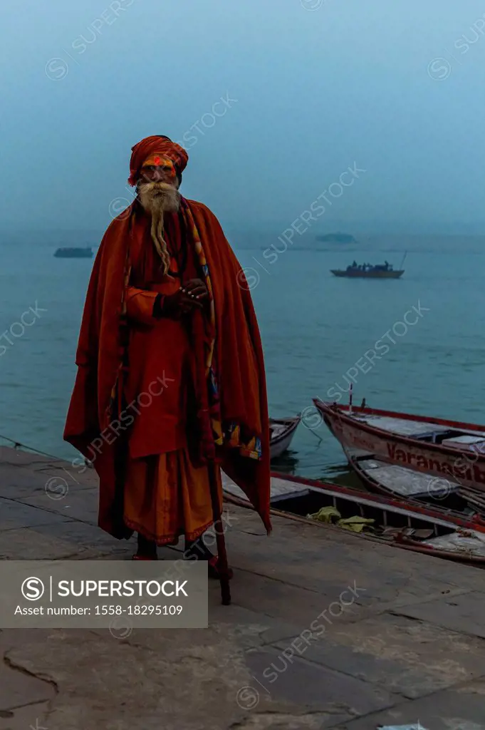 to the ghats, beggar monks