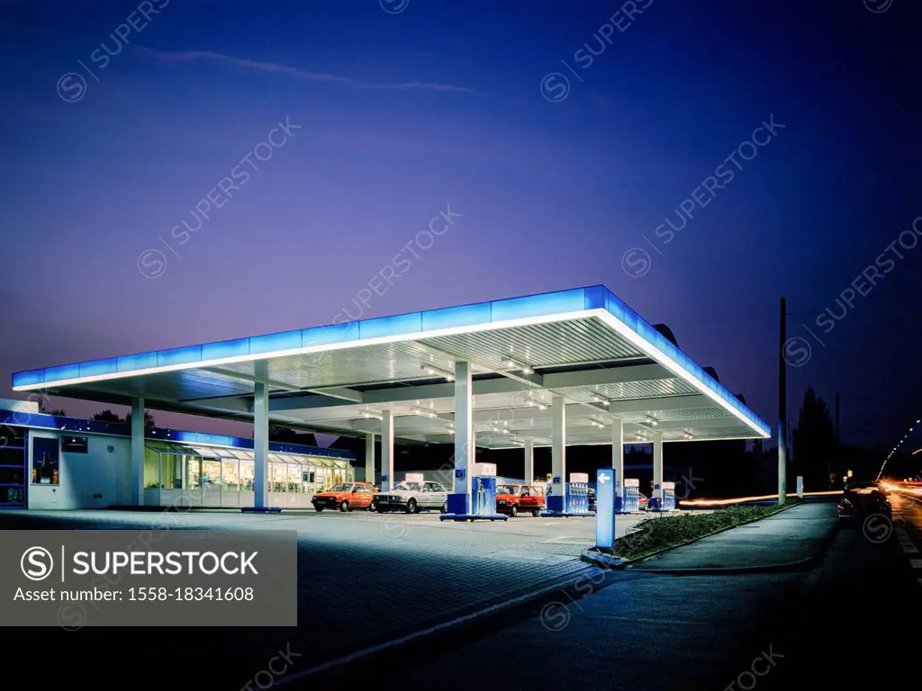 Historic gas station, 80s, in the evening, Germany