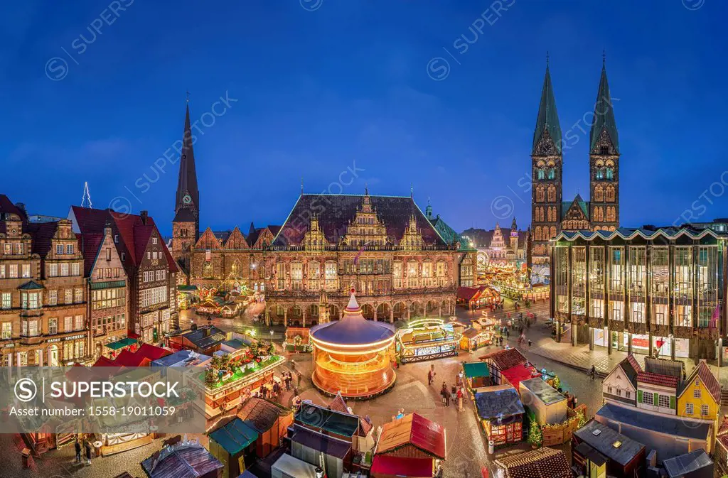 Christmas market in Bremen, Germany at night