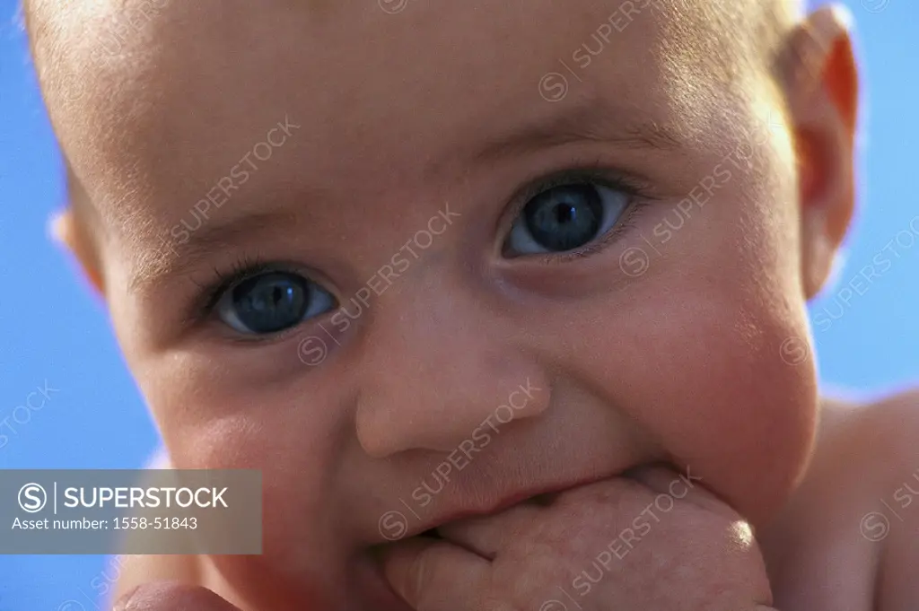 Baby, hand, mouth, portrait, at home, child, childhood, curiously, curiosity, interests, alertly,