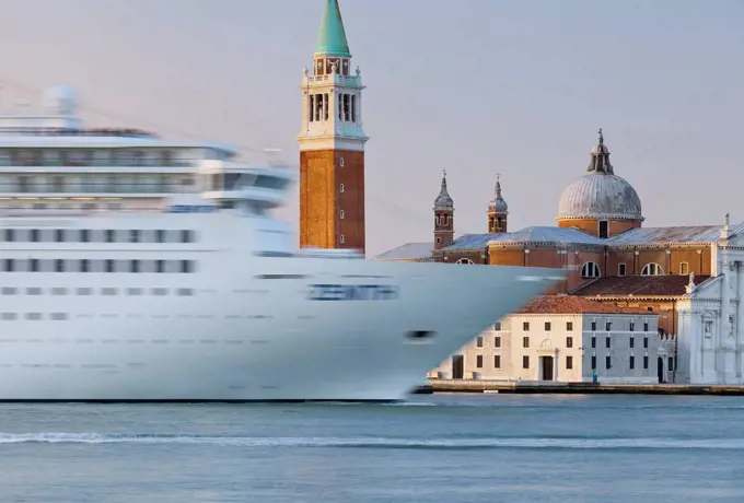 Cruise ship, San Giorgio Maggiore, Venice, Italy