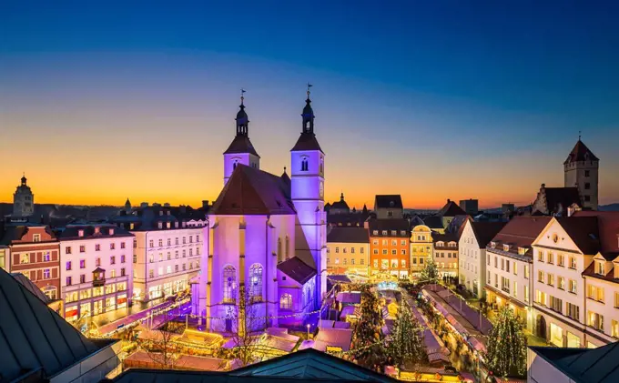 Christmas market in the Old Town of Regensburg, Germany