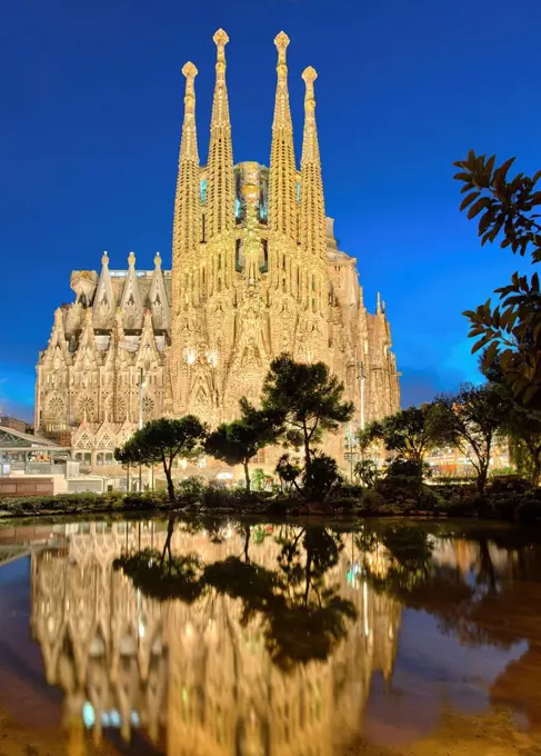 Sagrada Familia at night, Barcelona, Spain