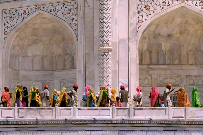 Tourists from Rajasthan at Taj Mahal, Agra, Uttar Pradesh, India, Asia