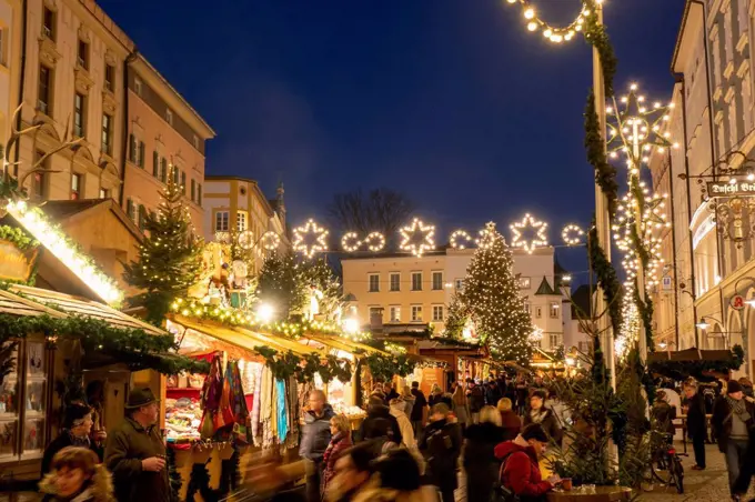 Christmas market in Rosenheim, old town, Bavaria, Germany