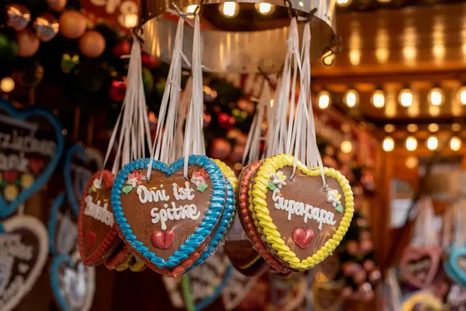 Gingerbread, Christmas market, Magdeburg, Saxony-Anhalt, Germany